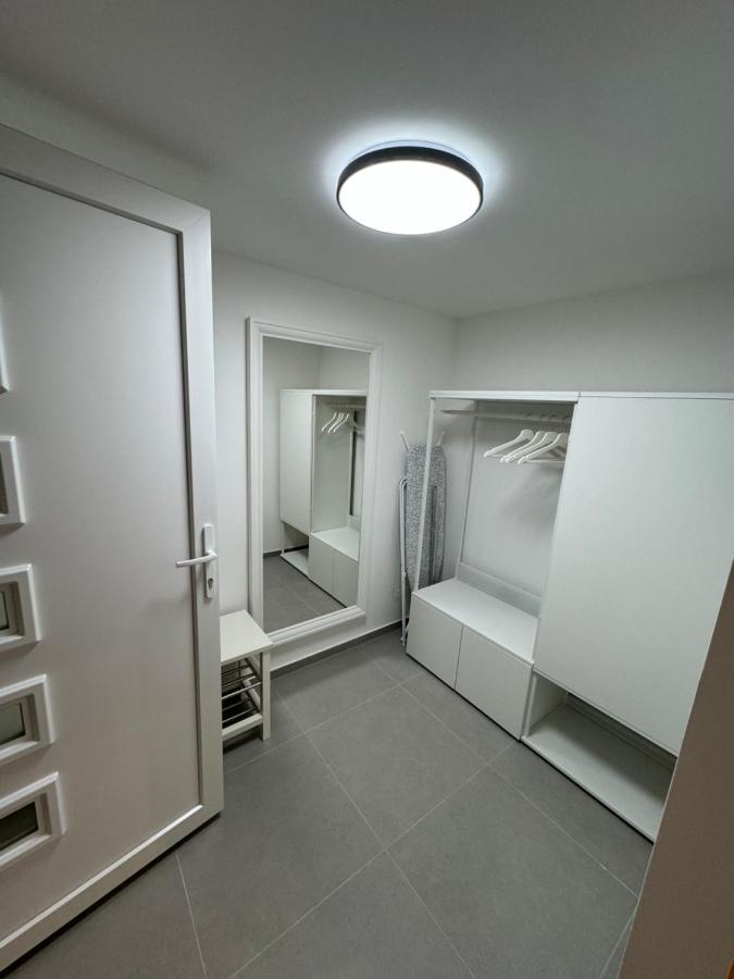 Downtown Double Room Deluxe With Joint Kitchen Budapest Exterior photo